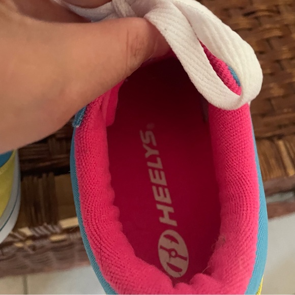 Heelys Roller Skate Shoes PRO 20 • HES10320 • Size Girls Youth 6 • Size Womens 7 - Picture 7 of 10